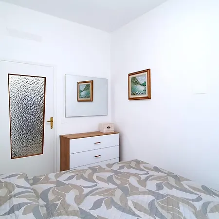 Modern Two-room Луино